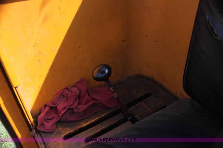 image for item G4114 Galion 503A motor grader