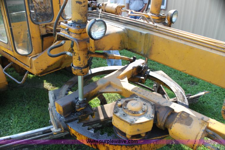 image for item G4114 Galion 503A motor grader