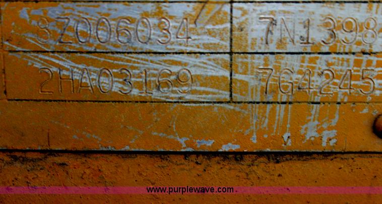 image for item G4121 1981 Caterpillar D6D dozer