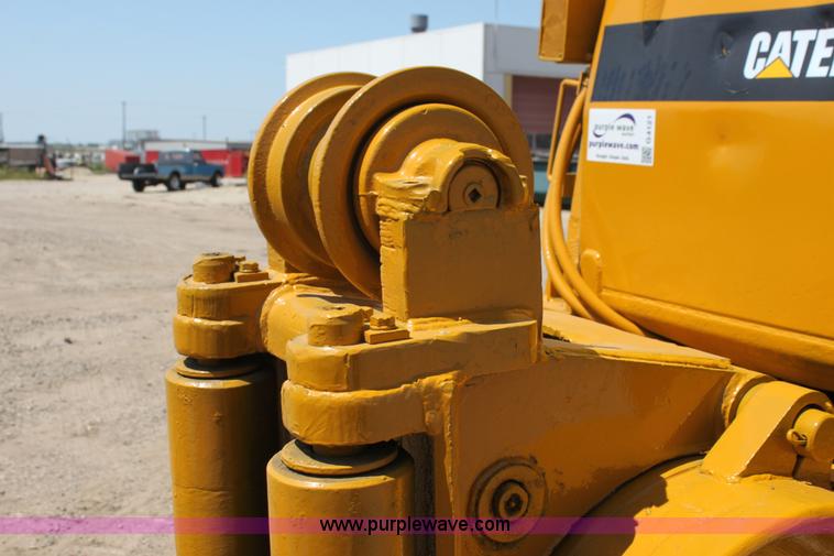 image for item G4121 1981 Caterpillar D6D dozer