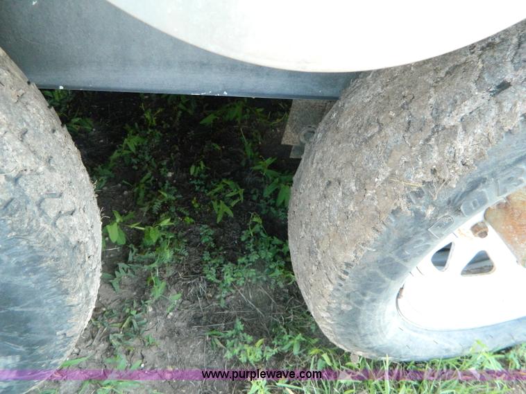 image for item G7972 2006 North American cargo trailer