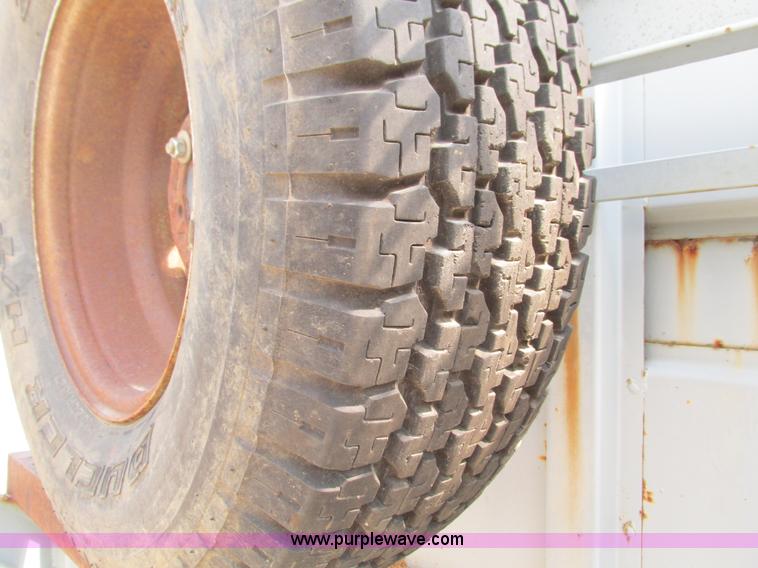 image for item G9463 2000 HDMD dump trailer