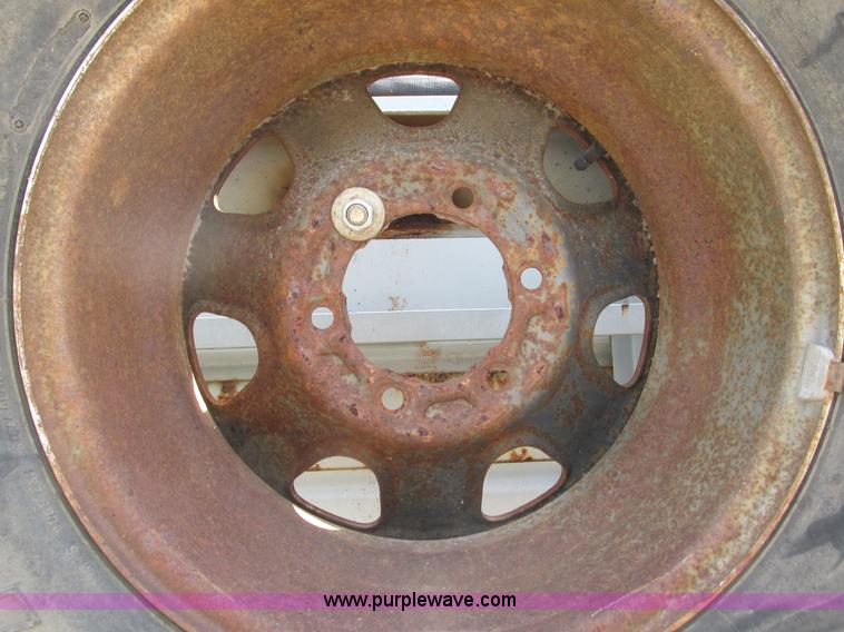 image for item G9463 2000 HDMD dump trailer