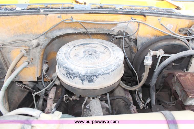 image for item H6503 1981 GMC TopKick dump truck