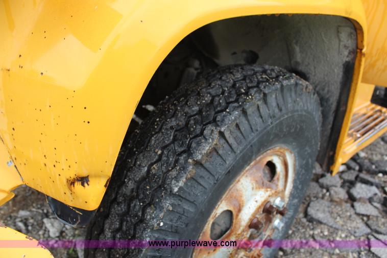 image for item H6503 1981 GMC TopKick dump truck