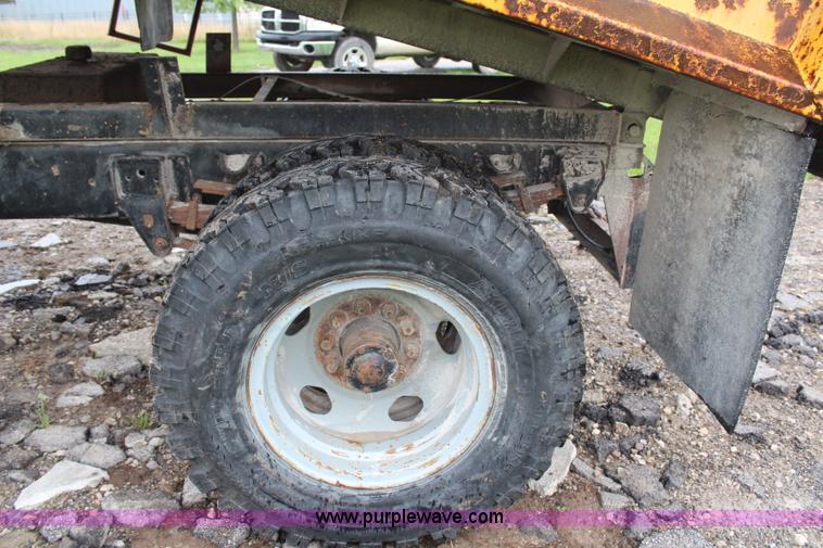 image for item H6503 1981 GMC TopKick dump truck