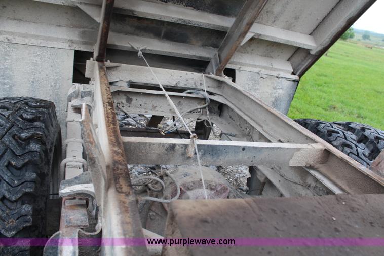 image for item H6503 1981 GMC TopKick dump truck