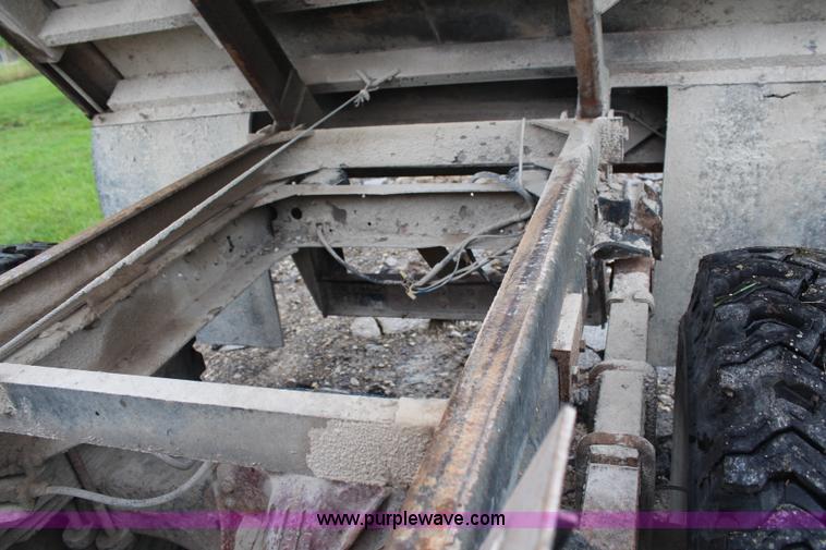 image for item H6503 1981 GMC TopKick dump truck