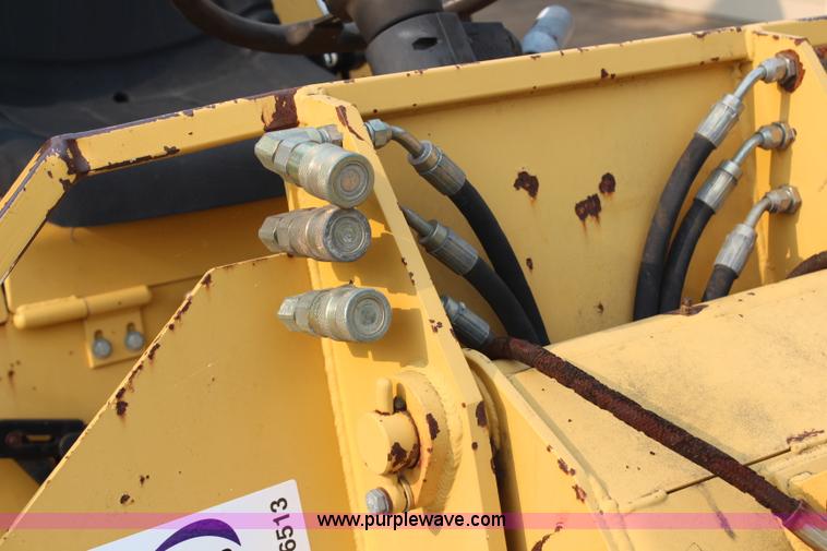 image for item H6513 Magnum 136A sod loader