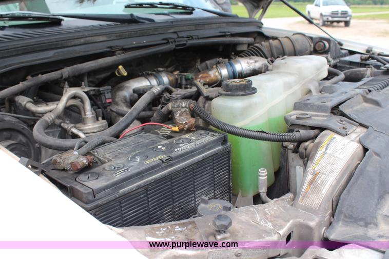 image for item H6516 1999 Ford F550 Super Duty bucket truck