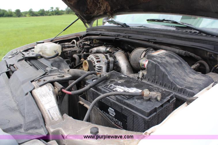 image for item H6516 1999 Ford F550 Super Duty bucket truck