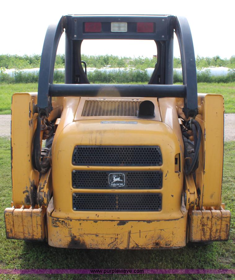 image for item H6519 1999 John Deere 250 skid steer