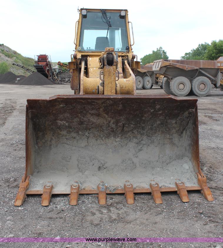 image for item H6523 1995 Caterpillar 963B track loader