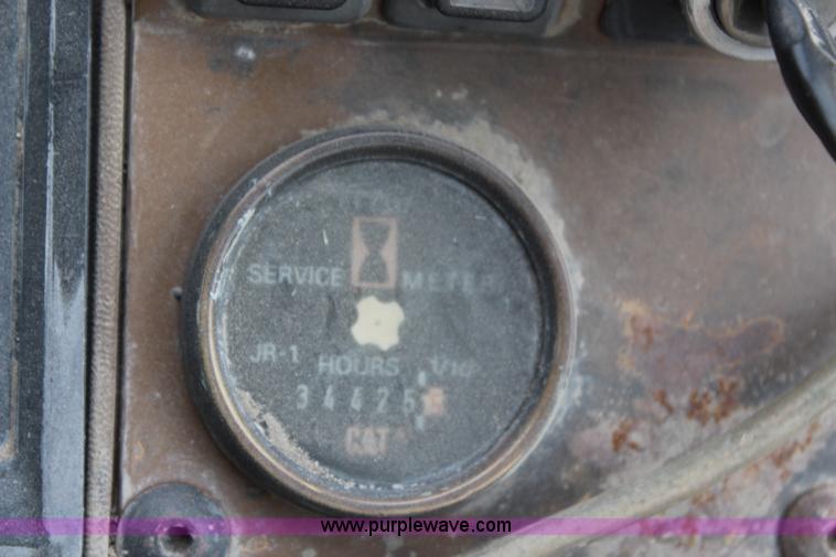 image for item H6523 1995 Caterpillar 963B track loader