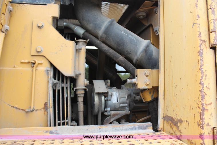 image for item H6523 1995 Caterpillar 963B track loader