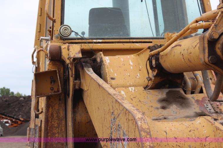 image for item H6523 1995 Caterpillar 963B track loader