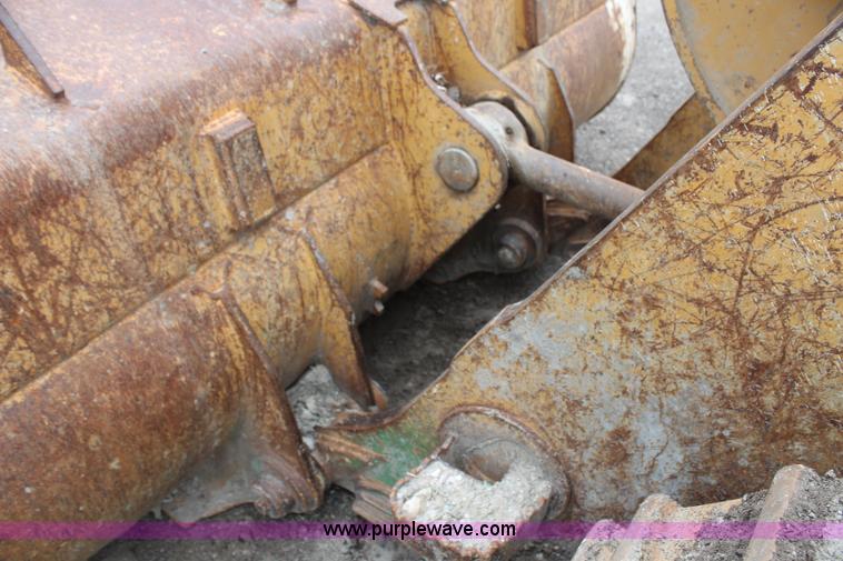 image for item H6523 1995 Caterpillar 963B track loader