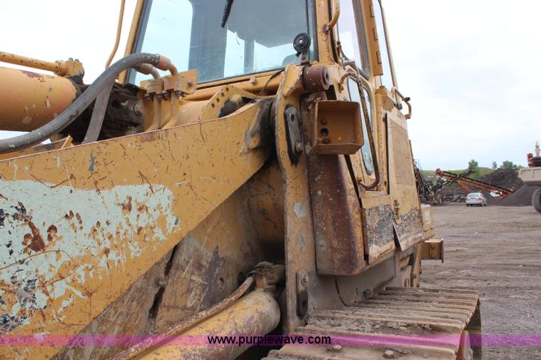 image for item H6523 1995 Caterpillar 963B track loader