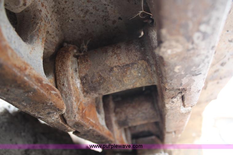 image for item H6523 1995 Caterpillar 963B track loader