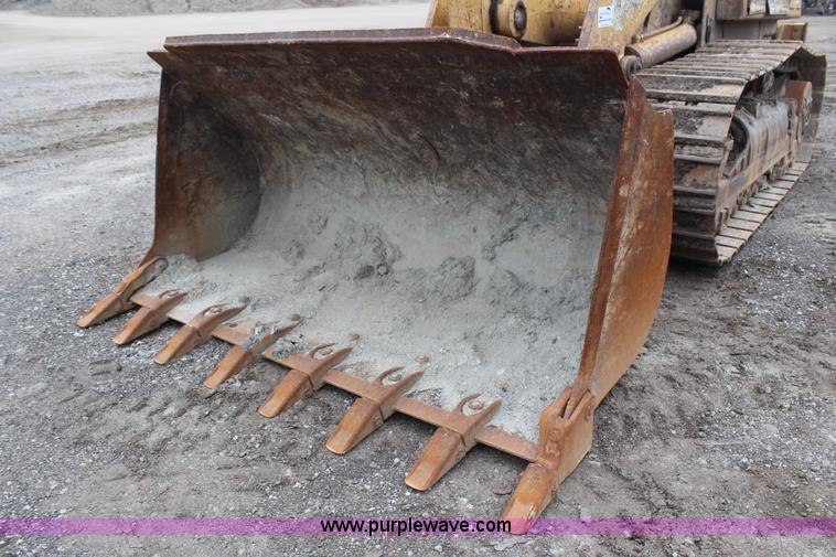 image for item H6523 1995 Caterpillar 963B track loader