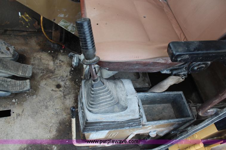 image for item H6524 1990 Caterpillar EL300B excavator