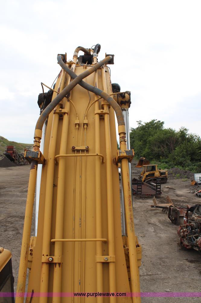 image for item H6524 1990 Caterpillar EL300B excavator