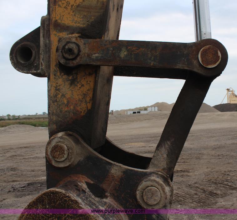 image for item H6524 1990 Caterpillar EL300B excavator