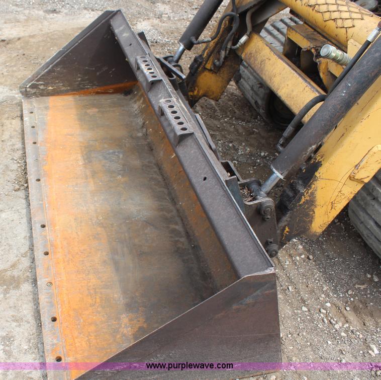 image for item H6527 ASV HD4500 track skid steer