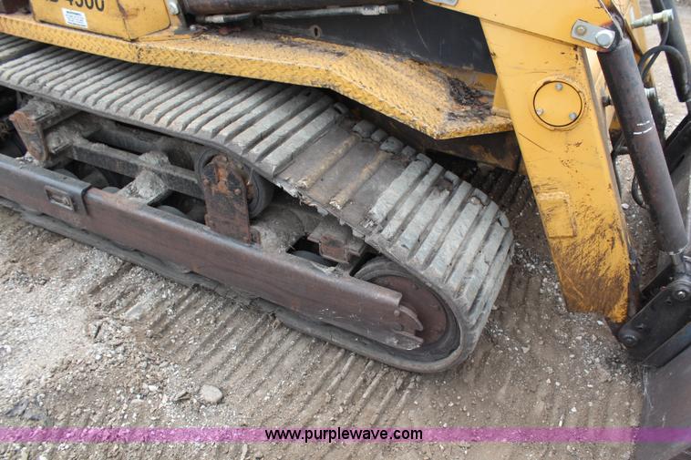 image for item H6527 ASV HD4500 track skid steer