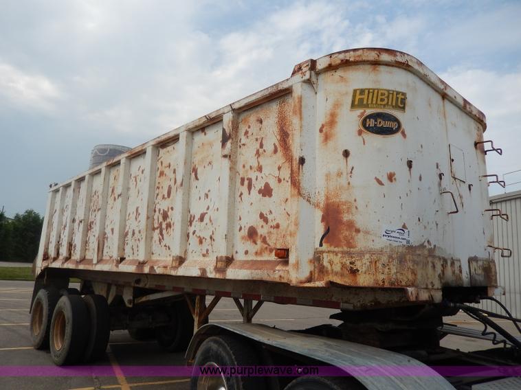 image for item I4338 1986 Hilbilt Hi Dump trailer