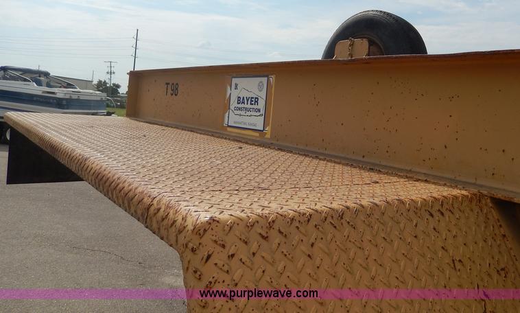 image for item I4340 1987 Belshe T10 lowboy trailer