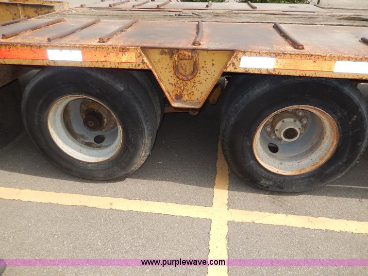 image for item I4340 1987 Belshe T10 lowboy trailer