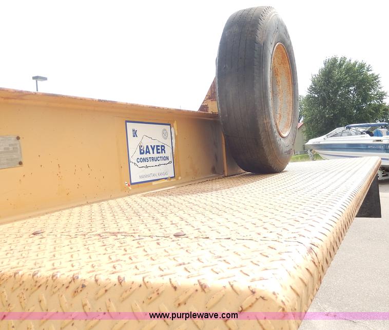 image for item I4340 1987 Belshe T10 lowboy trailer