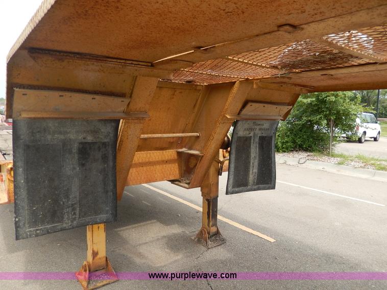 image for item I4340 1987 Belshe T10 lowboy trailer