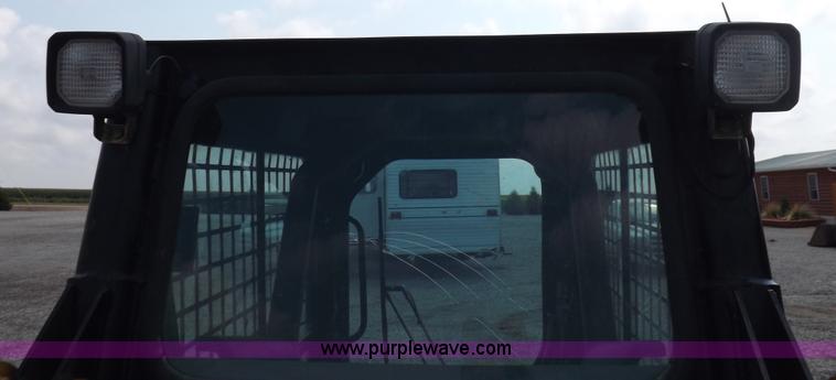 image for item I7649 2004 Caterpillar 226 skid steer