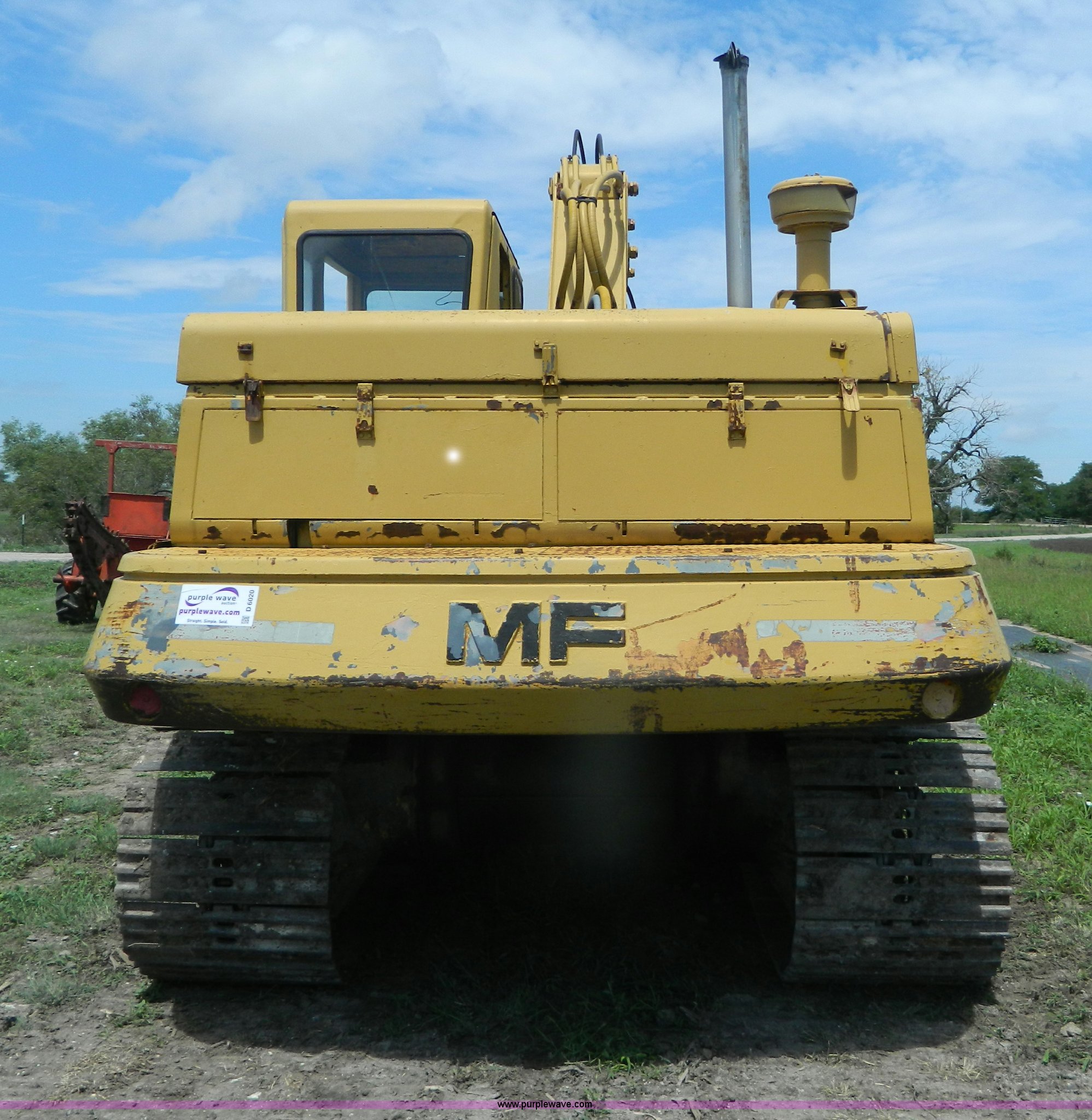 Massey-Ferguson MF450-S excavator in Hays, KS | Item D6020 sold ...