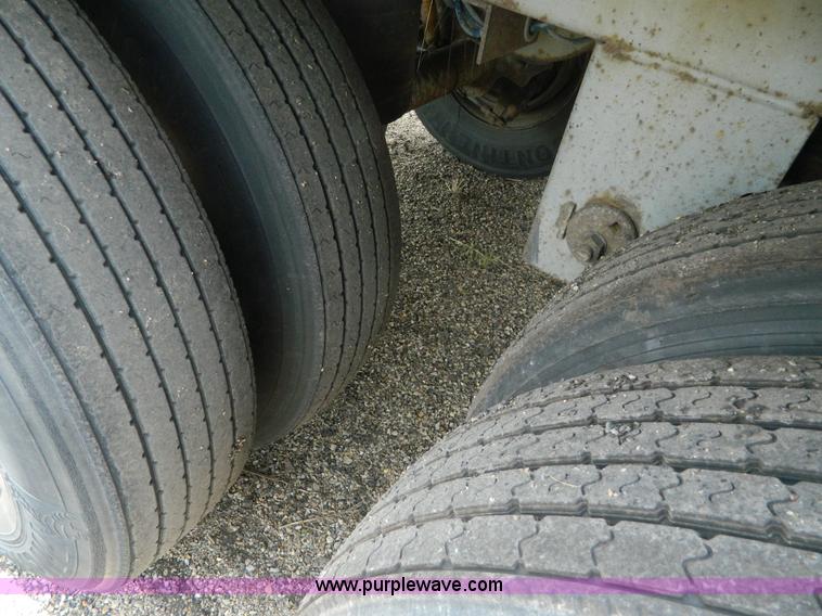 image for item D6010 2003 Great Dane reefer trailer