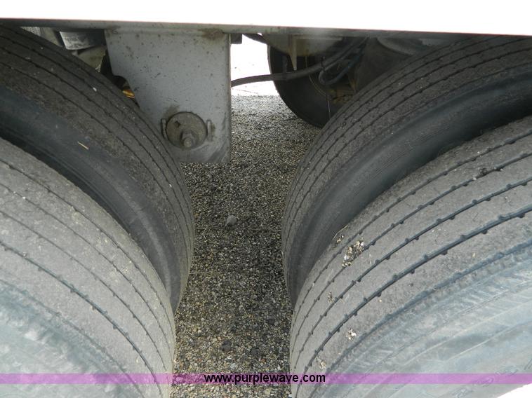 image for item D6010 2003 Great Dane reefer trailer