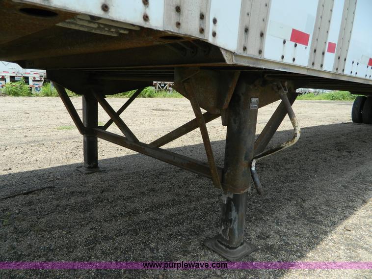 image for item D6012 1999 Wabash dry van trailer