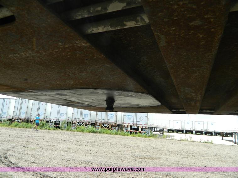 image for item D6012 1999 Wabash dry van trailer