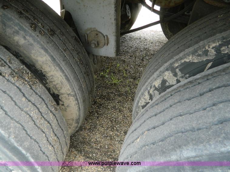 image for item D6013 2003 Great Dane reefer trailer