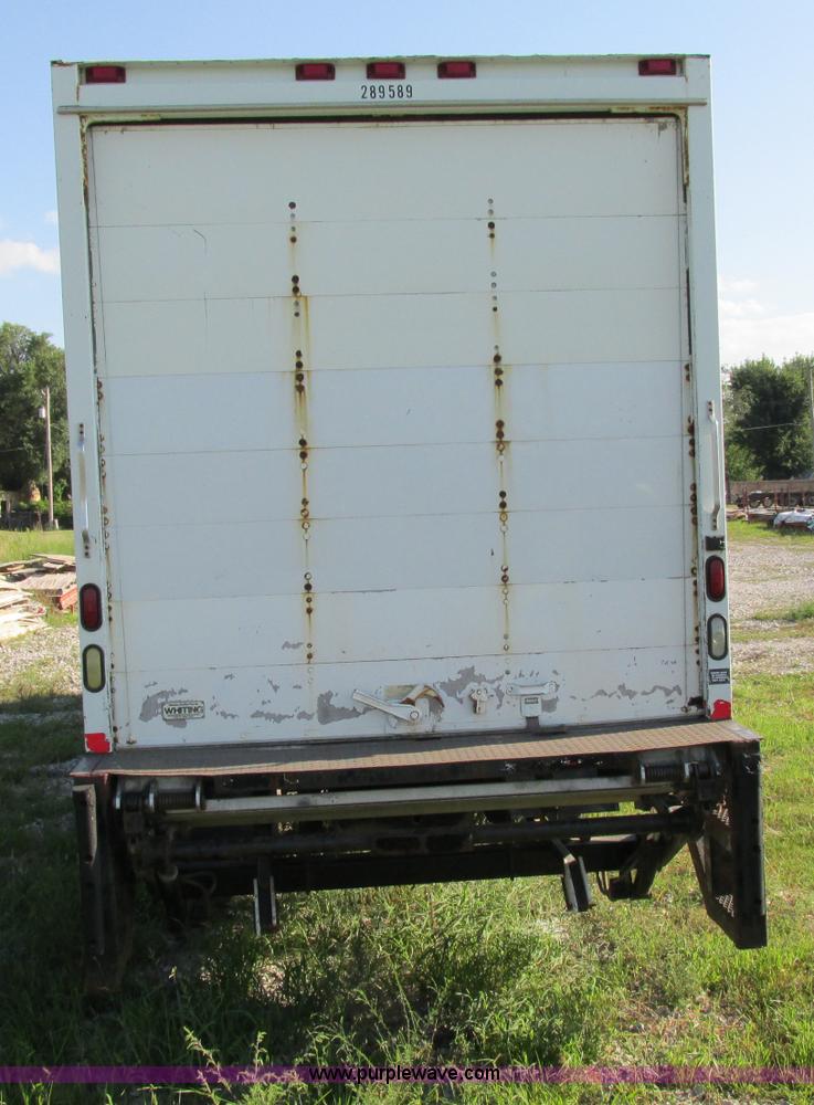 image for item F5221 2003 International DuraStar 4300 box truck