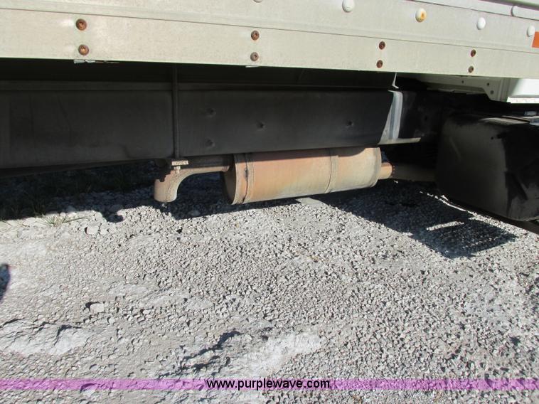 image for item F5221 2003 International DuraStar 4300 box truck