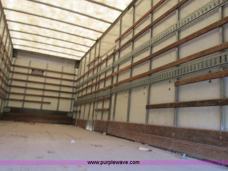 image for item F5221 2003 International DuraStar 4300 box truck