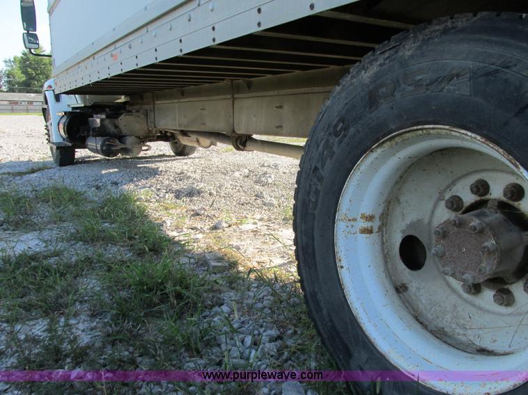 image for item F5221 2003 International DuraStar 4300 box truck