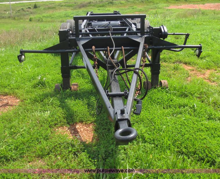 image for item F6653 1990 Galbreath roll off trailer