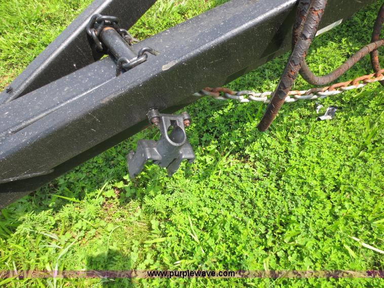 image for item F6653 1990 Galbreath roll off trailer