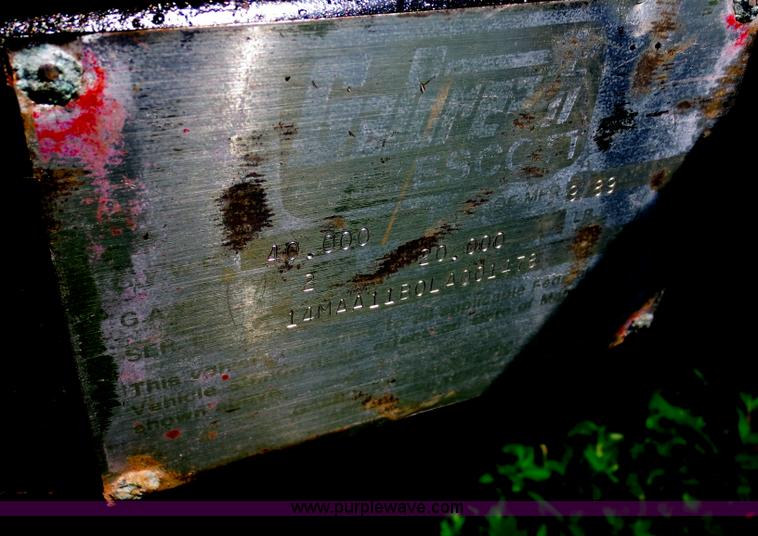 image for item F6653 1990 Galbreath roll off trailer