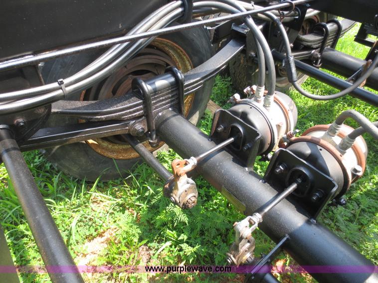 image for item F6653 1990 Galbreath roll off trailer