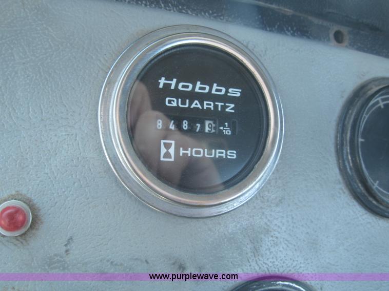 image for item F7086 1995 Ford Aeromax L9000 semi truck